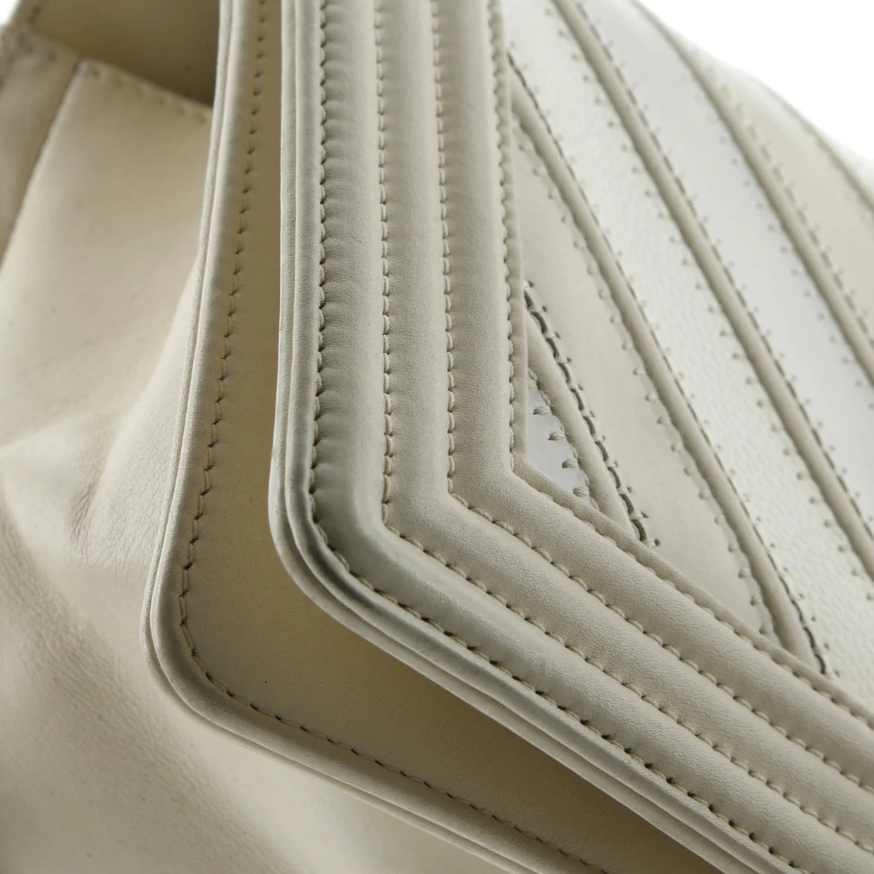 Boy Flap Bag Chevron Caviar and Calfskin Old Medium - Deep Luxury