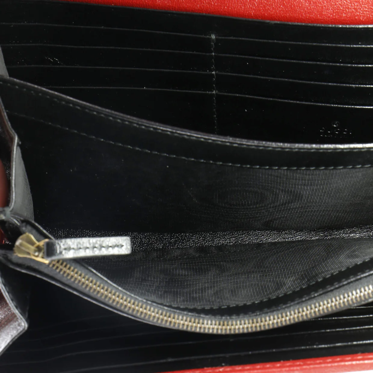 GG Marmont Chain Wallet Diagonal Quilted Leather Mini - Deep Luxury