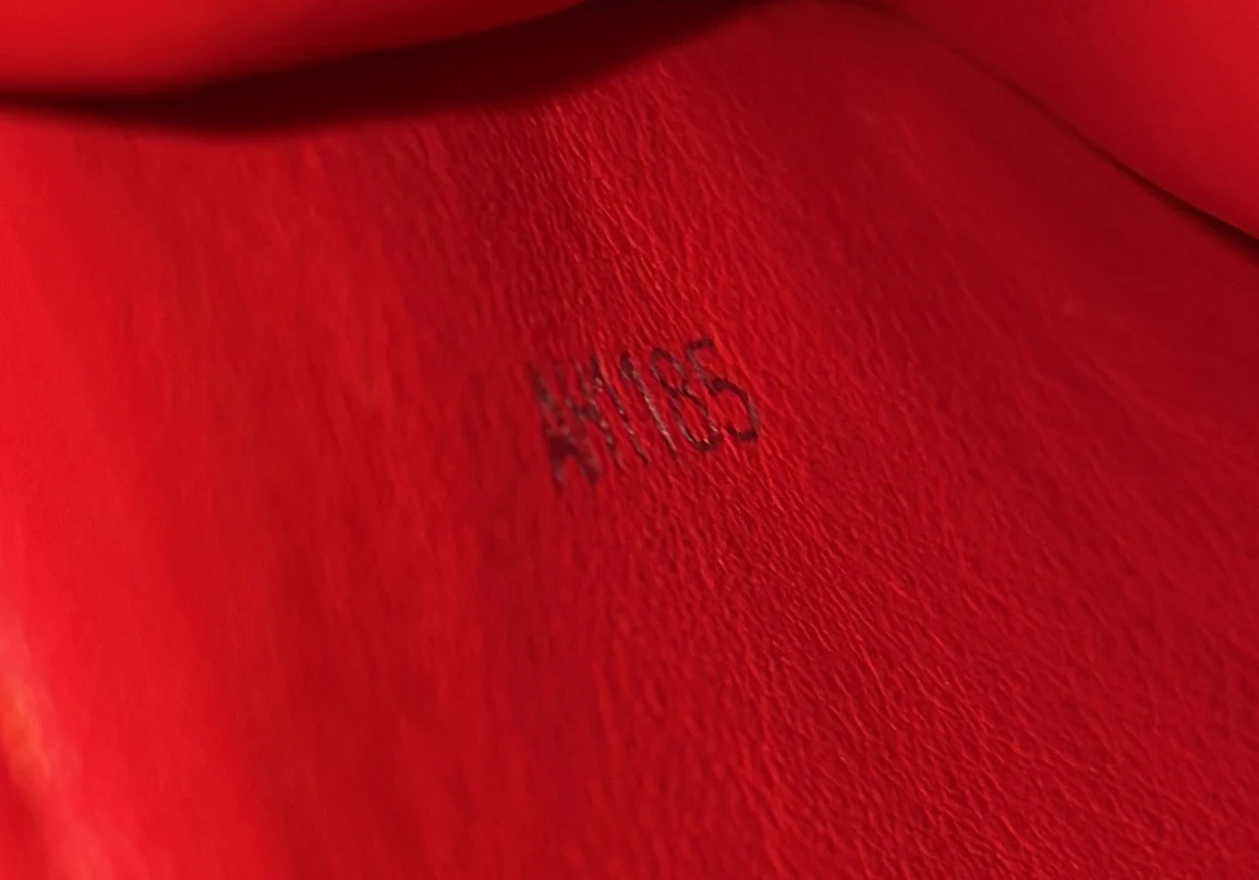 Capucines Bag Leather BB - Deep Luxury