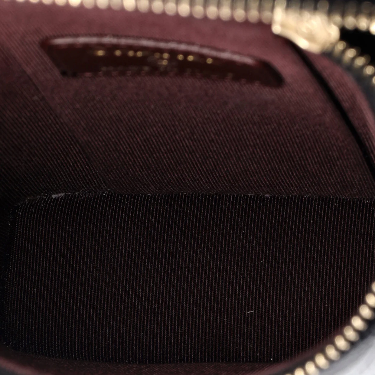 Classic Vanity Phone Holder with Chain Quilted Caviar - Deep Luxury