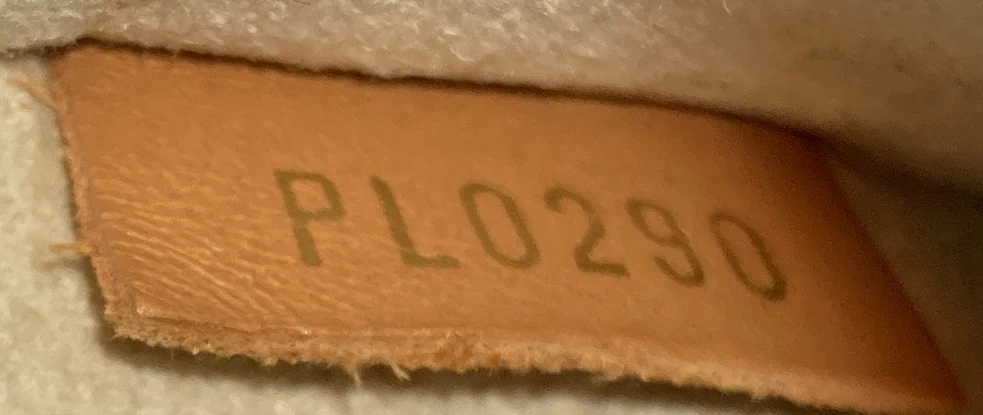 Boite Chapeau Souple Bag Damier PM - Deep Luxury