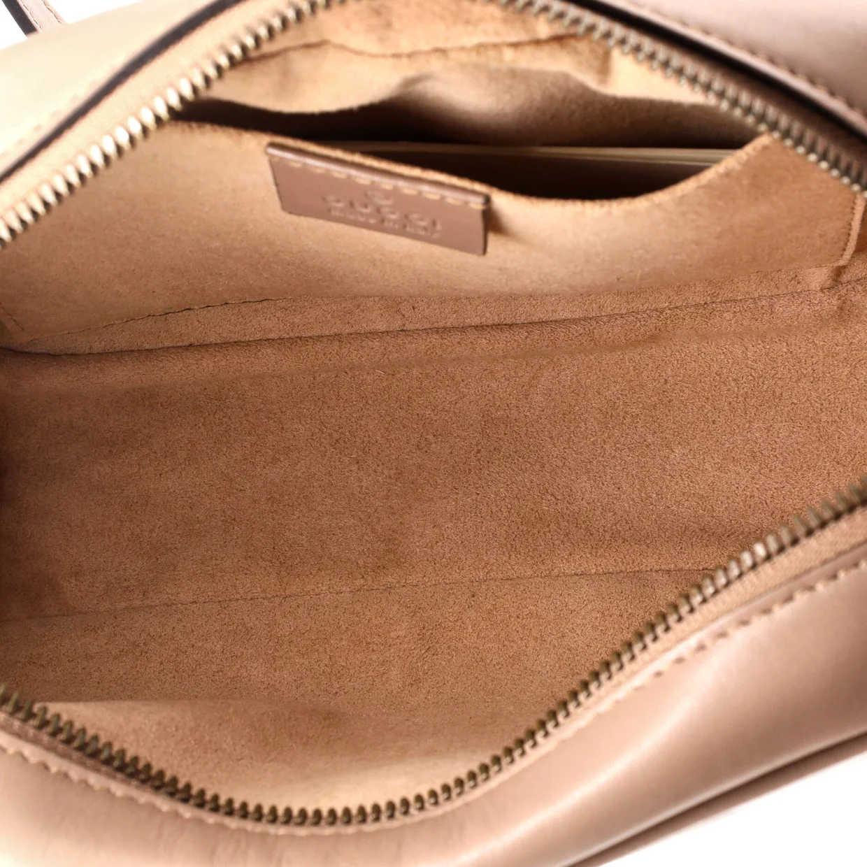 GG Marmont Shoulder Bag Matelasse Leather Small - Deep Luxury