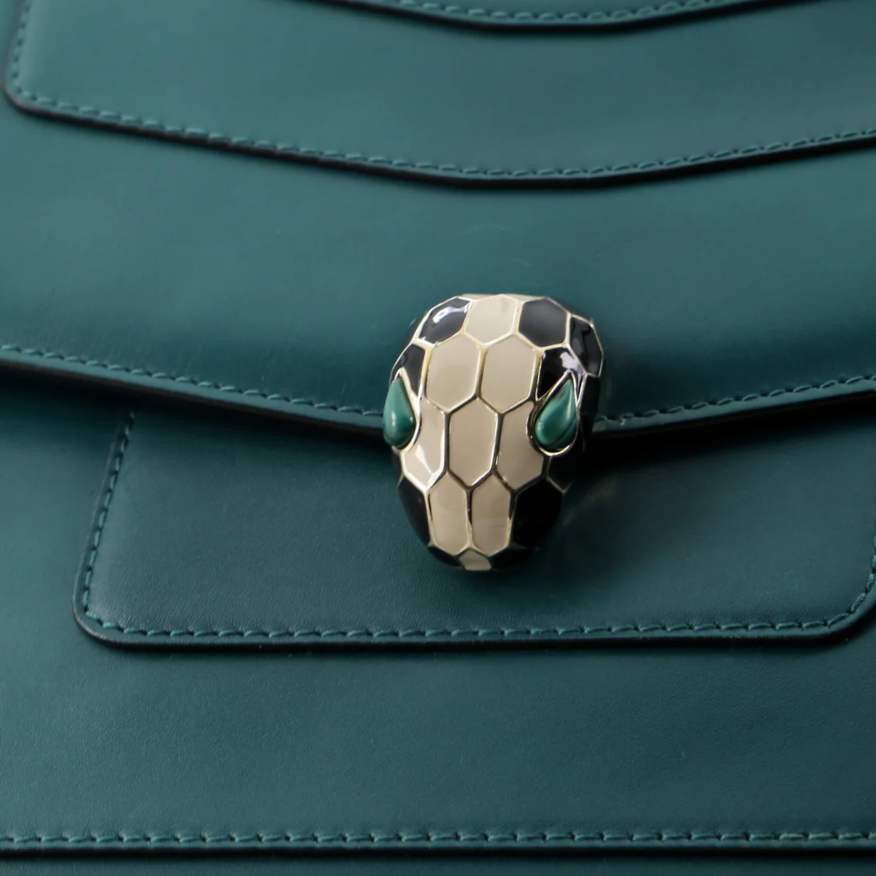 Serpenti Forever Square Shoulder Bag Leather Medium - Deep Luxury