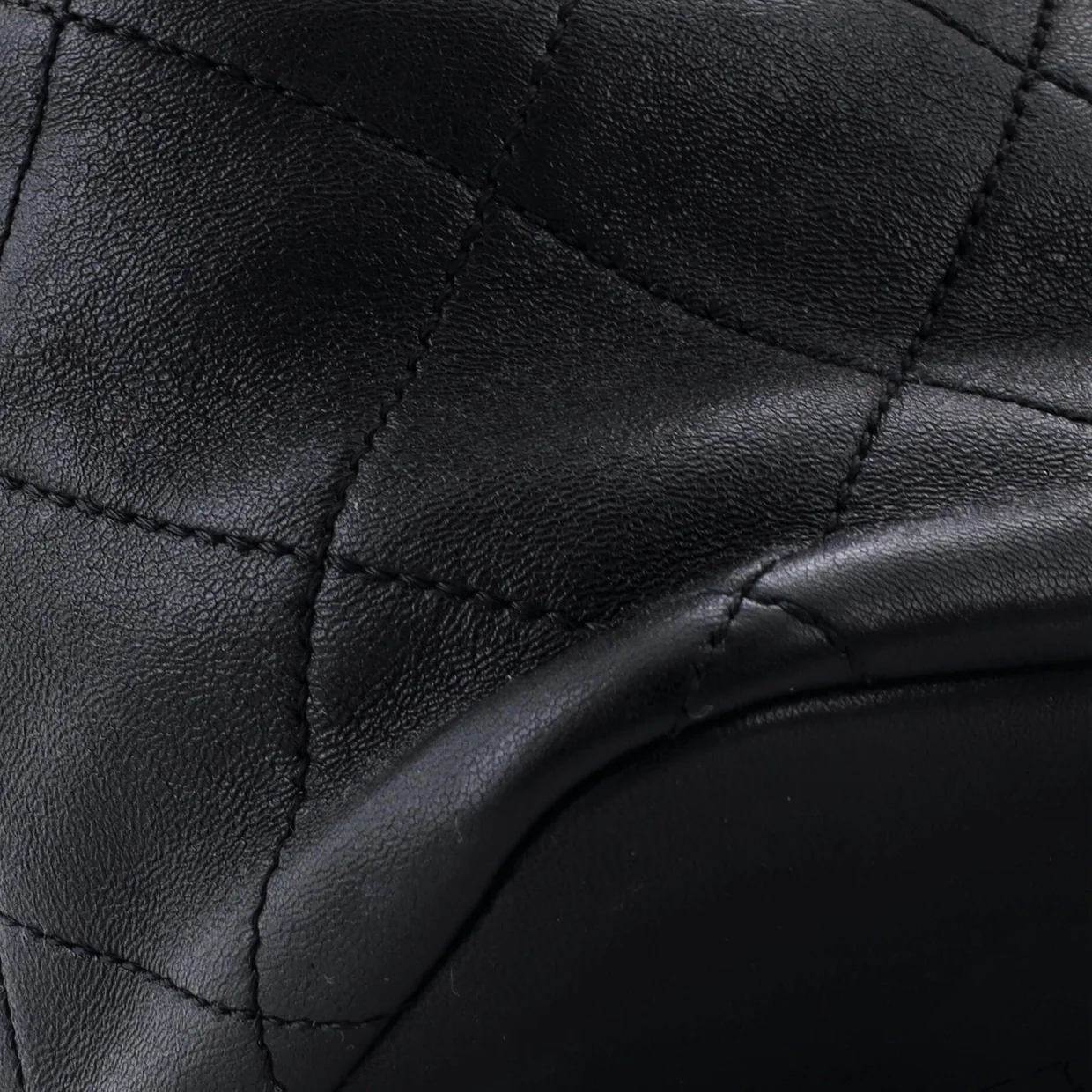 My Crush Bag Quilted Lambskin Small - Deep Luxury