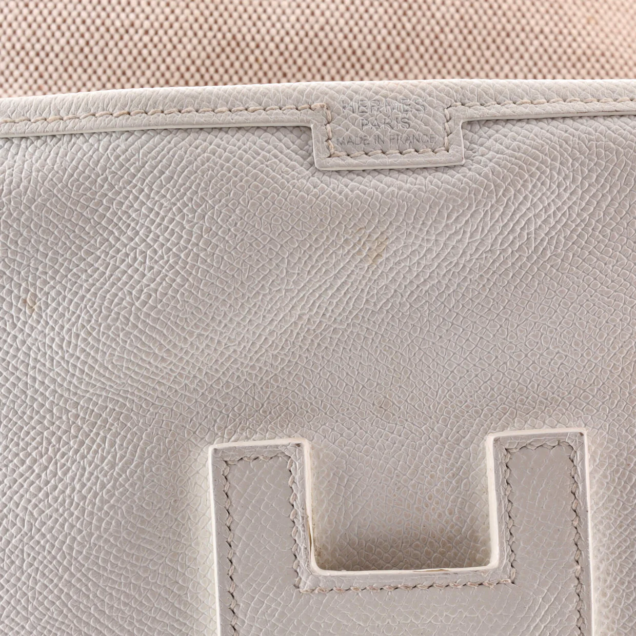 Jige Clutch Epsom PM - Deep Luxury