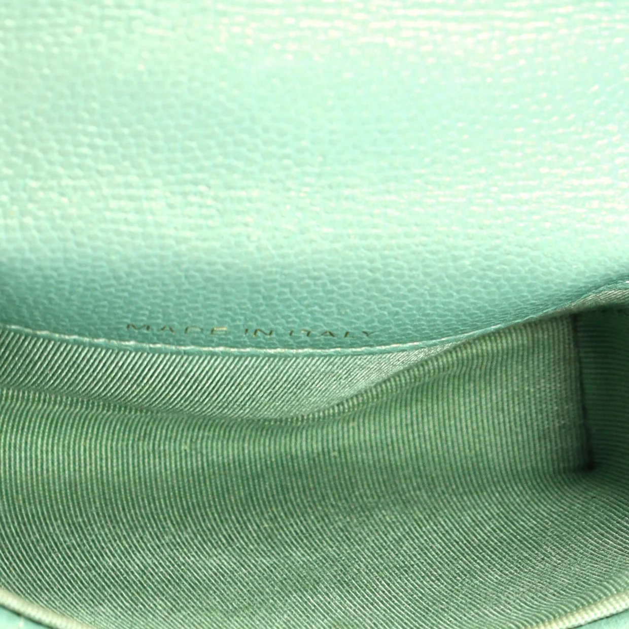 CC Pearl Coin Card Holder with Chain Quilted Iridescent Caviar - Deep Luxury