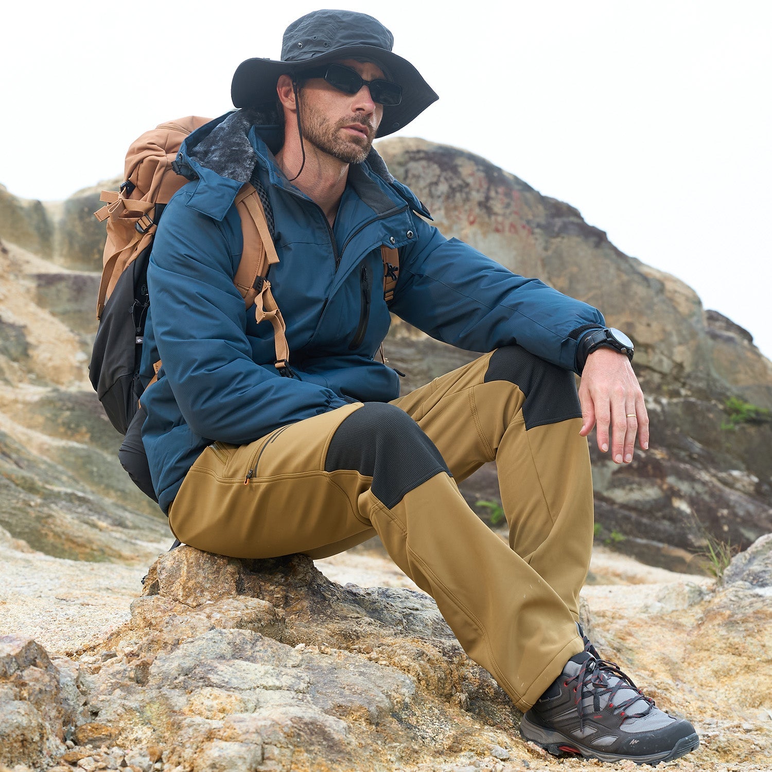 Men's Fleece-Lined Winter Ski Pants โ Water-Resistant with 4 Zip Pockets