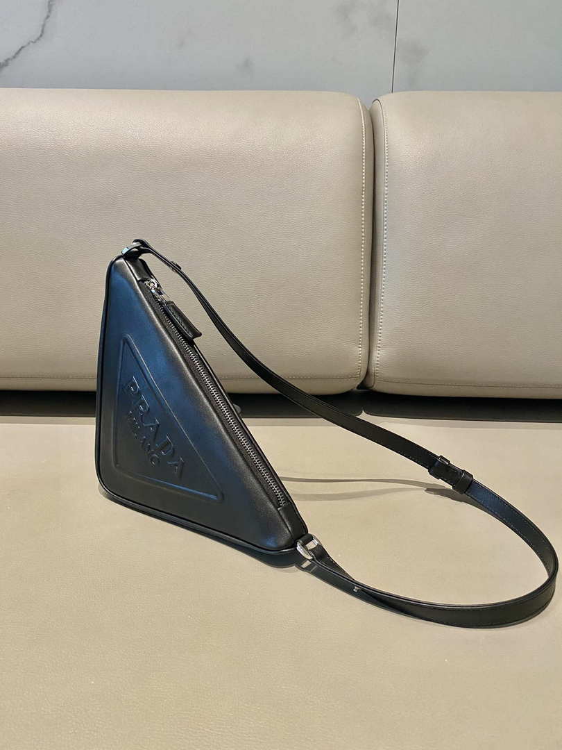 Replica Prada 1NQ043 Triangle leather pouch Black