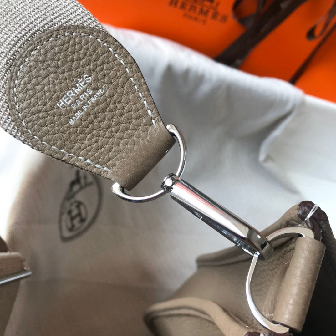 Replica Hermes H083435 Evelyne III 29 Shoulder Bag Silver Hardware Gray