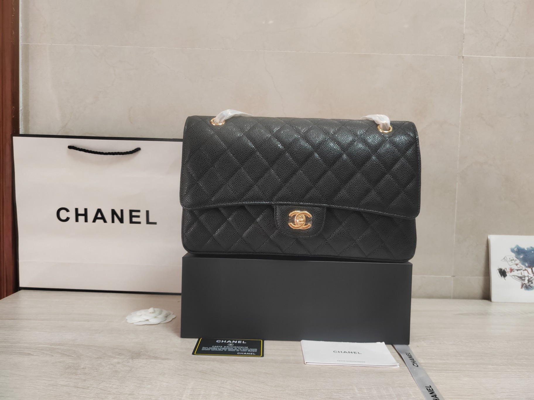 CHANEL  Size: 30*19*10cm.