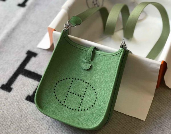 Replica Hermes Evelyne Bag Hermes Mini Crossbody Bag 20401 Silver Buckle Green
