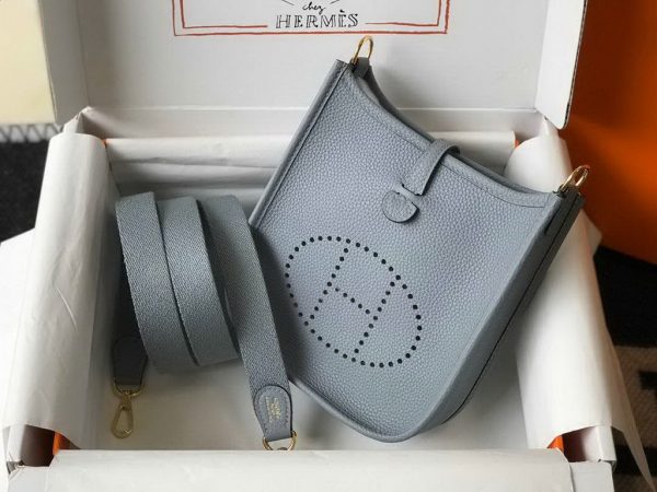 Replica Hermes Evelyne Bag Designer Hermes Mini Crossbody Bag 20394 Gold Buckle Light Blue