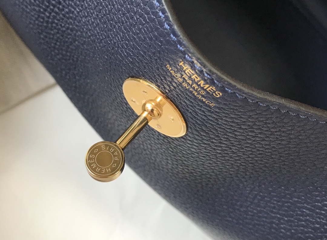 Replica Hermes H073428 Lindy Bag 26 30 H231942