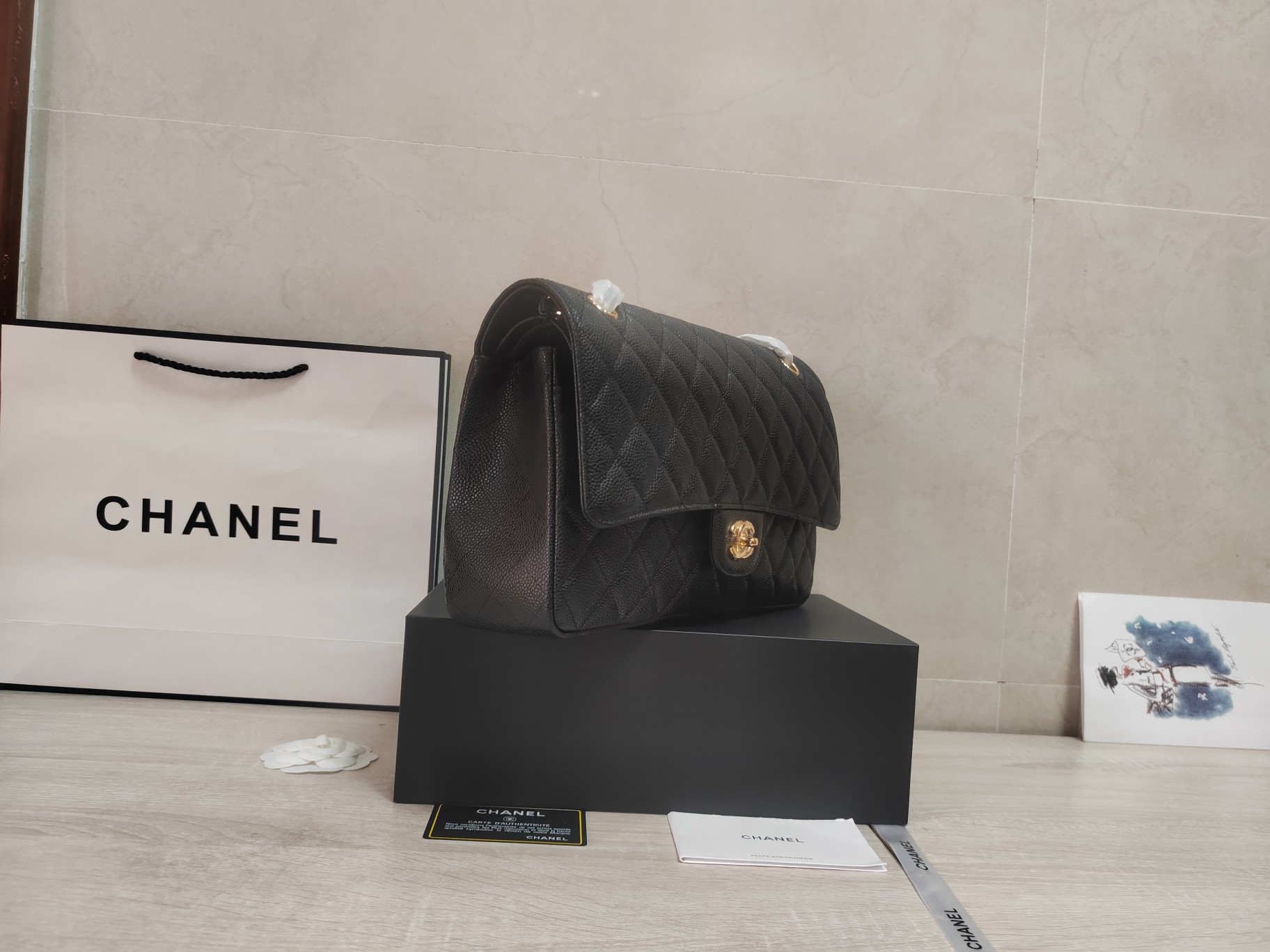 CHANEL  Size: 30*19*10cm.