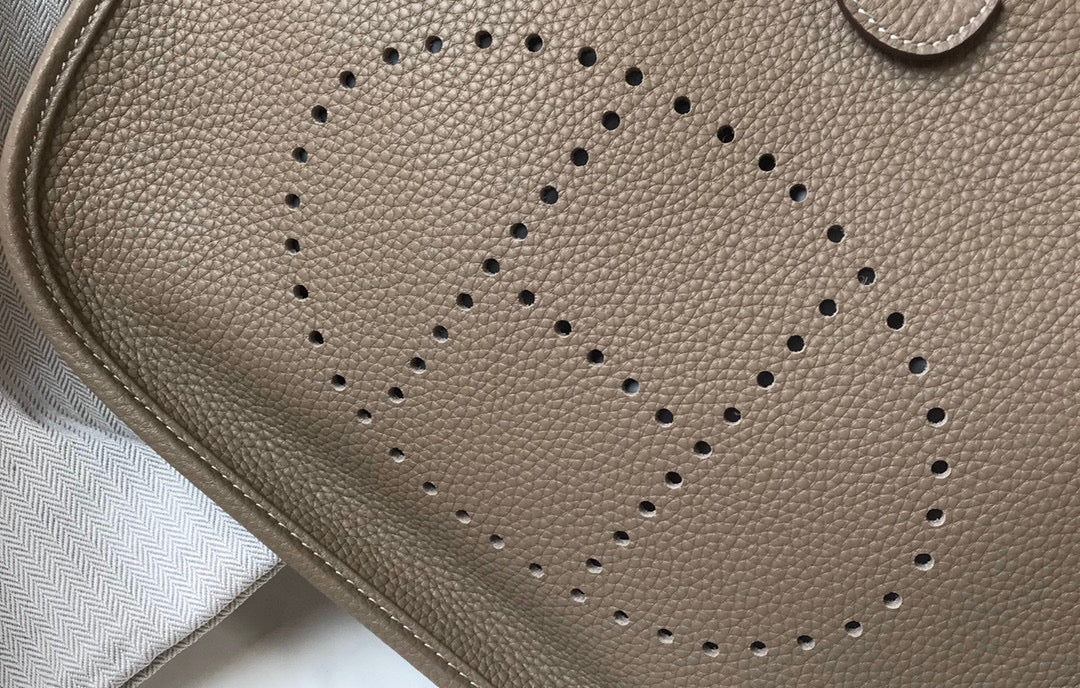 Replica Hermes H083435 Evelyne III 29 Shoulder Bag Silver Hardware Gray