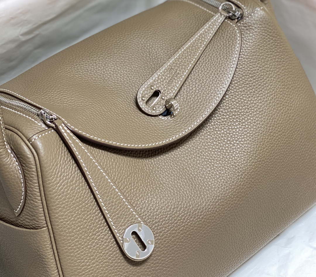 Replica Hermes H073428 Lindy Bag 26 30 H231958