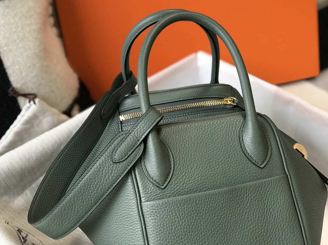 Replica Hermes H073428 Lindy Bag 26 30 H231948