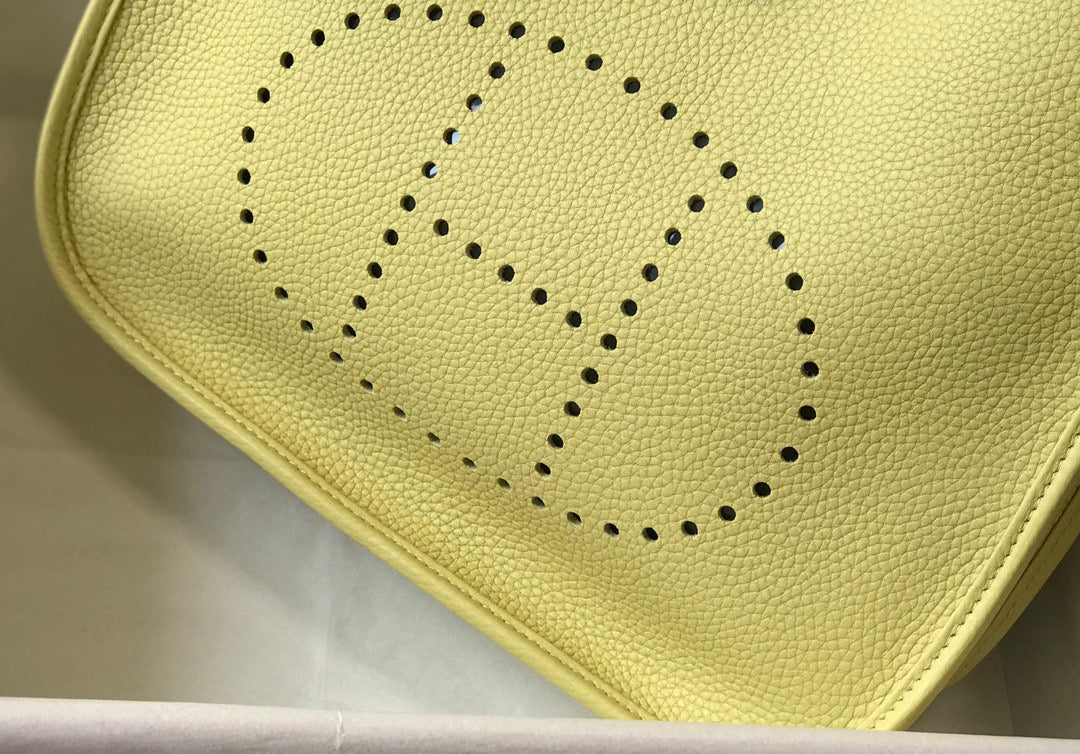 Replica Hermes H083435 Evelyne III 29 Shoulder Bag Silver Hardware Lemon Yellow