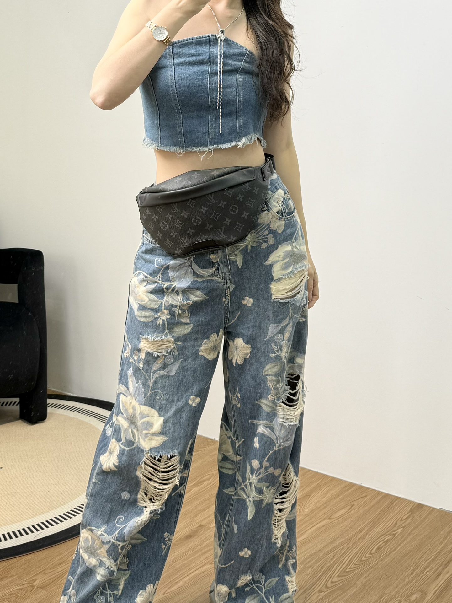 LOUIS VUITTON  M46035