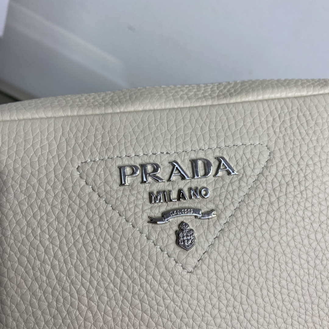 Replica Prada Leather bag with shoulder strap 1BH082 Beige