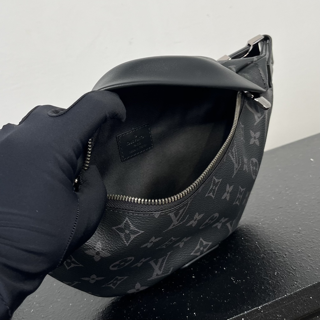 LOUIS VUITTON  M46035