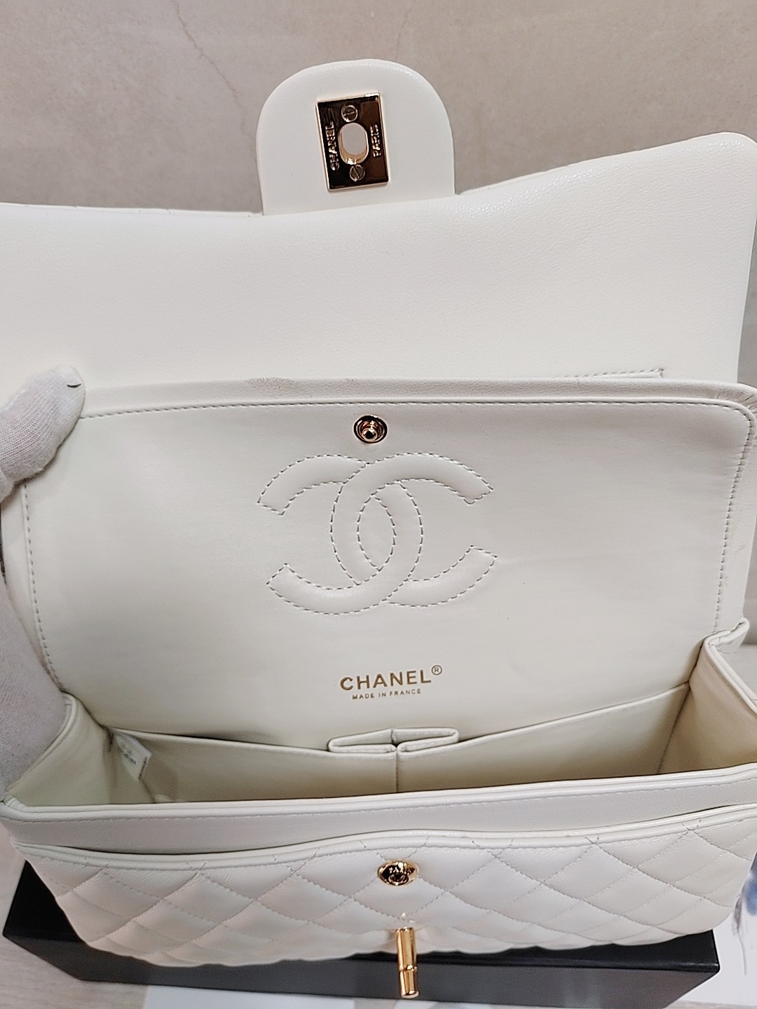 CHANEL
