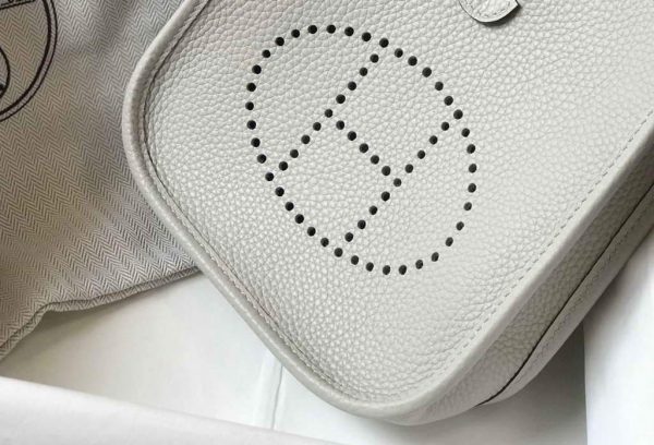 Replica Hermes Evelyne Bag Hermes Mini Crossbody Bag 20402 Silver Buckle Light Gray