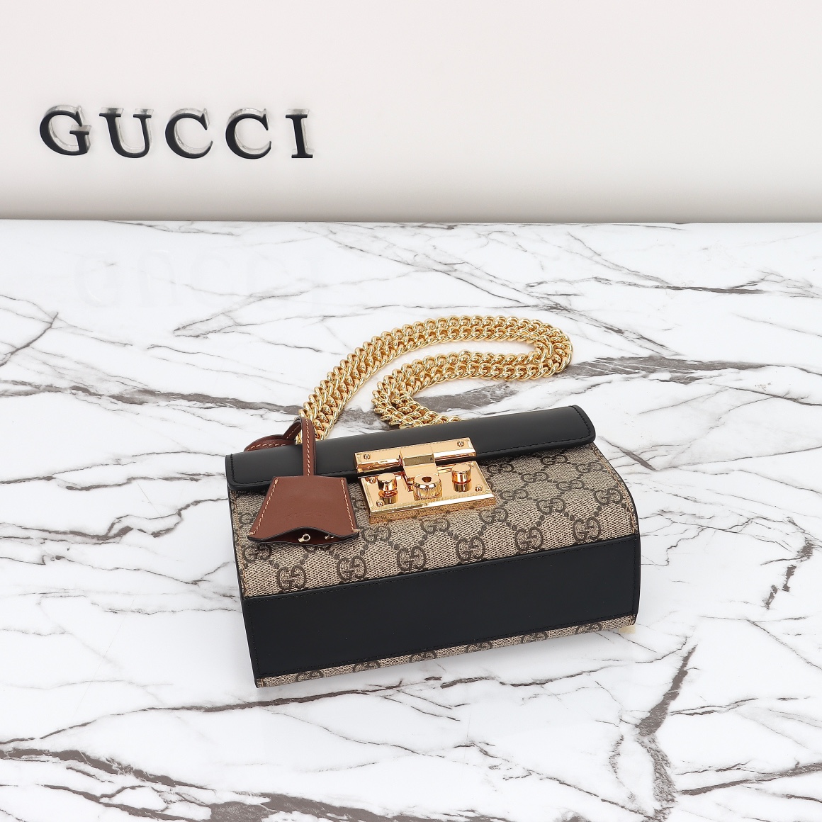 GUCCI