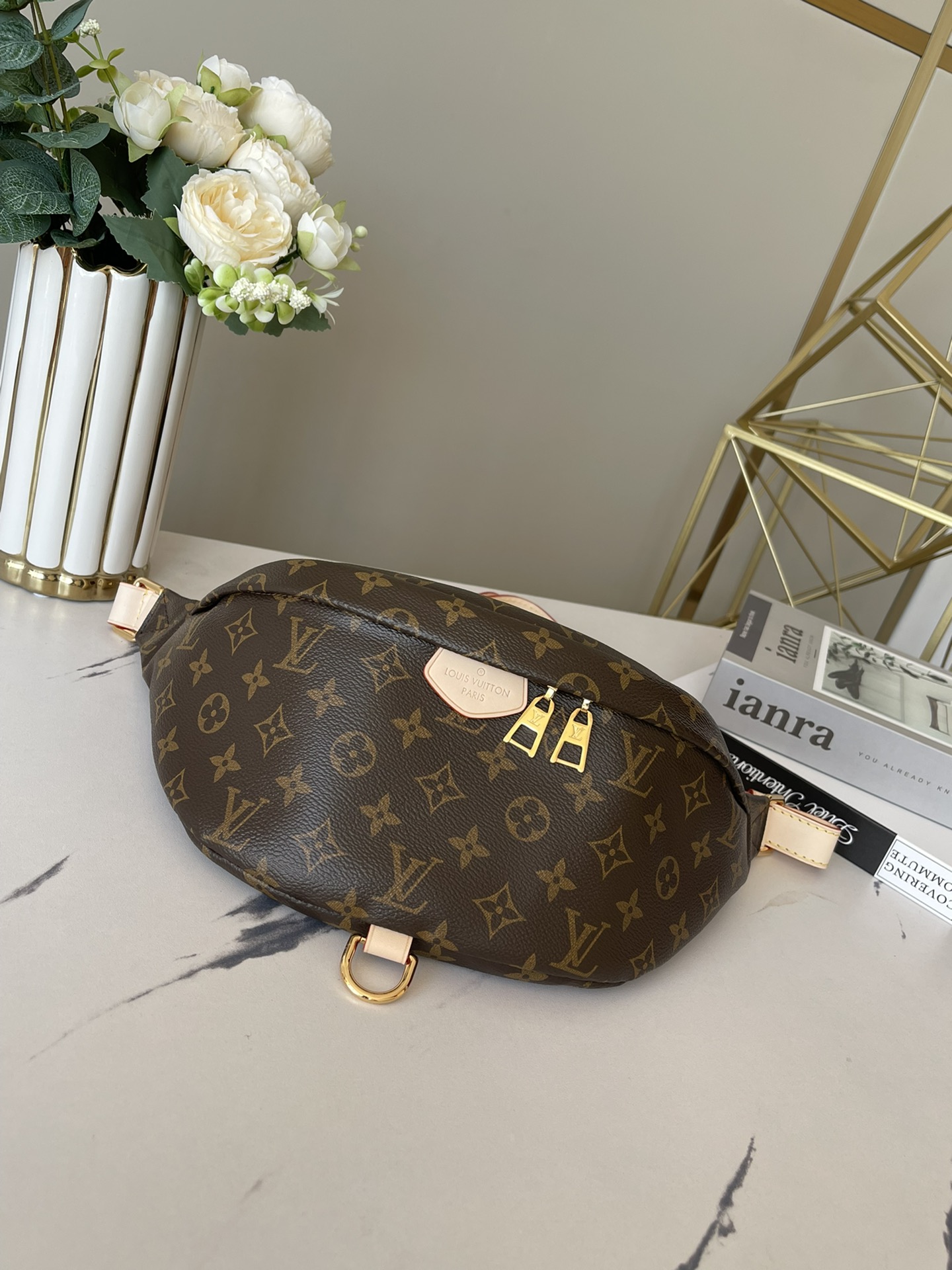 LOUIS VUITTON  M43644