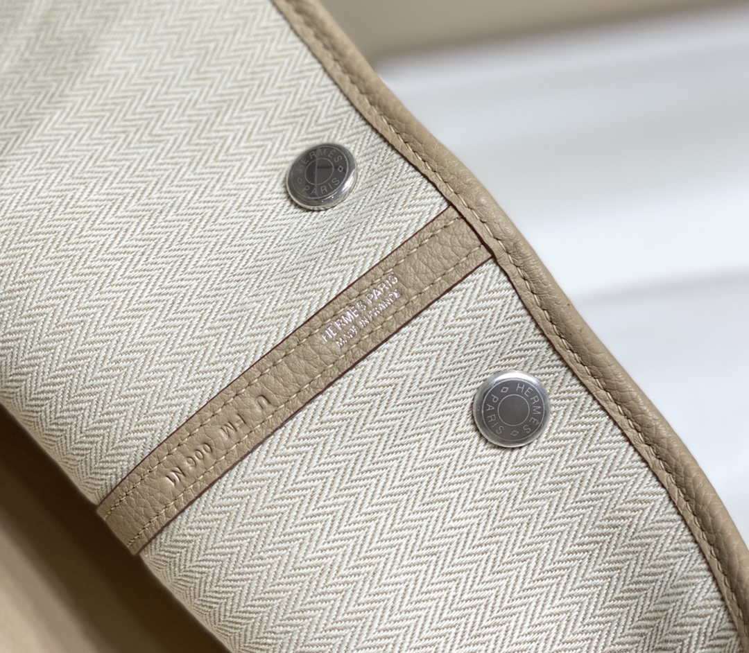 Replica Hermes Light Gray Clemence Garden Party 30cm Bag H239045