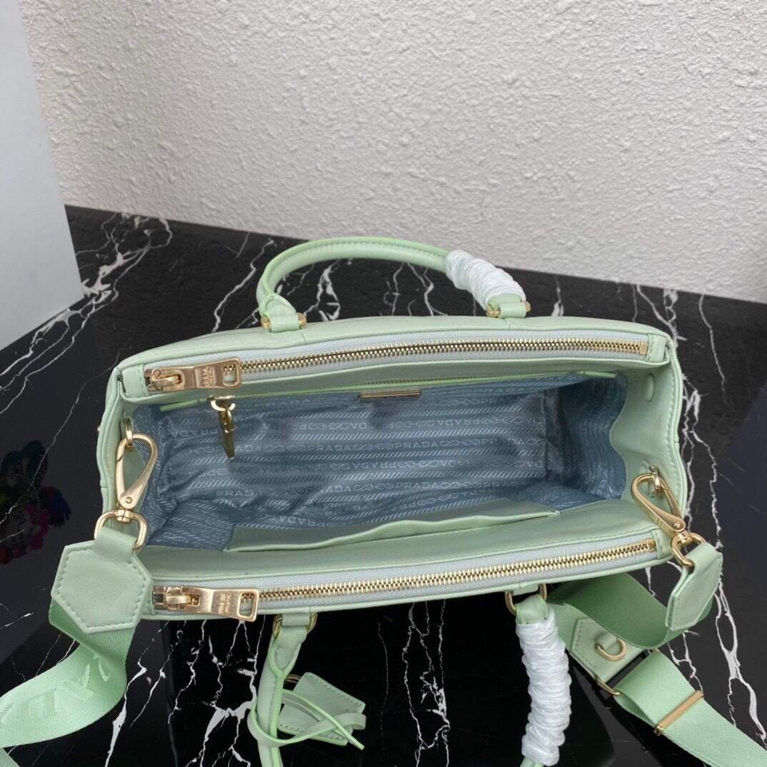 Replica Prada Small Prada Galleria Saffiano Leather bag 1BA863 Green