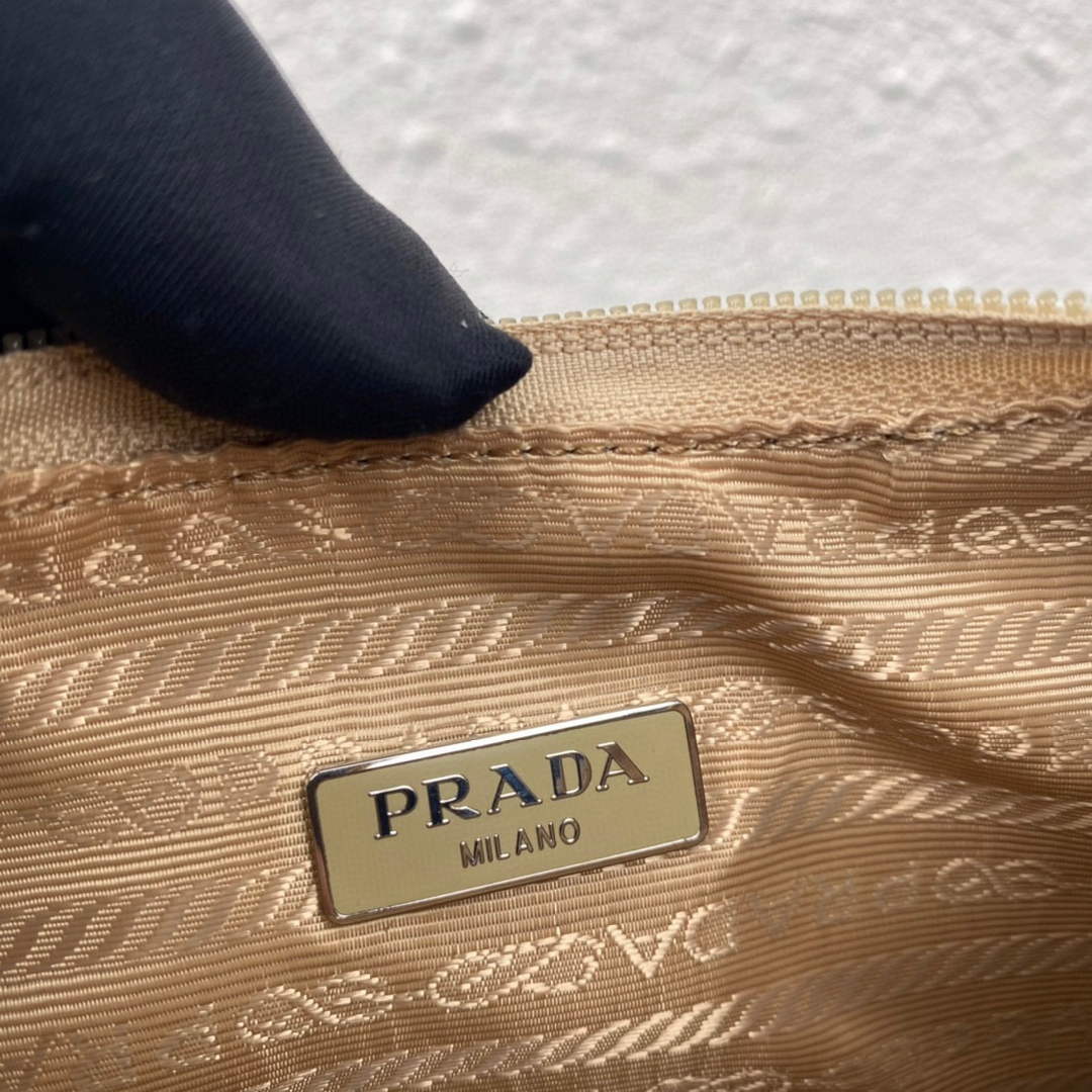 Replica Prada 1NE515 Re-Nylon Re-Edition 2000 mini-bag Apricot
