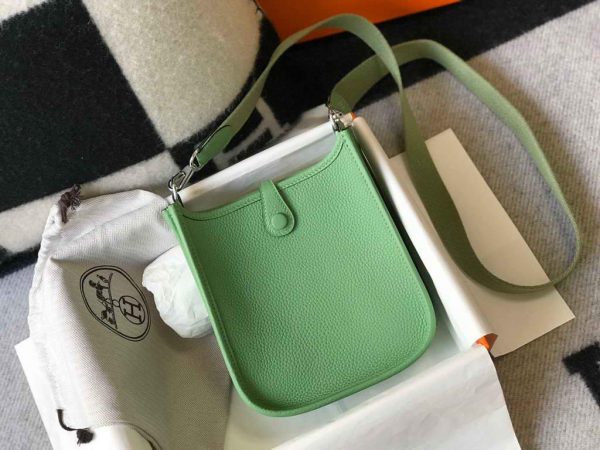 Replica Hermes Evelyne Bag Hermes Mini Crossbody Bag 20401 Silver Buckle Green