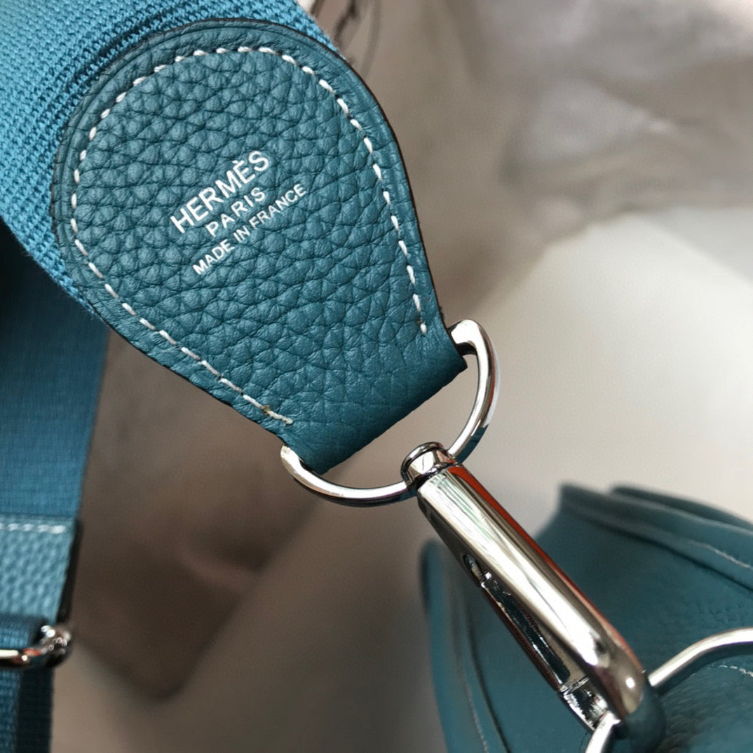 Replica Hermes H083435 Evelyne III 29 Shoulder Bag Silver Hardware Blue
