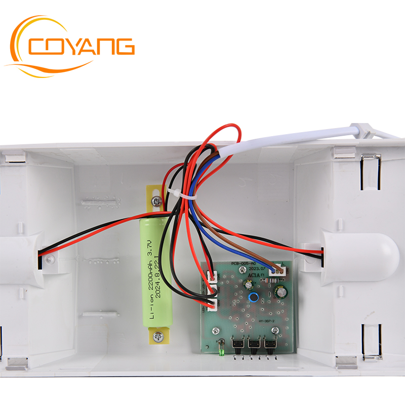 Emergency lighting Wall mounted two head lighting fixture LDE exit lighting