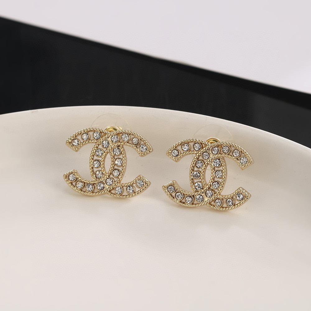 Chanel-Golden earrings