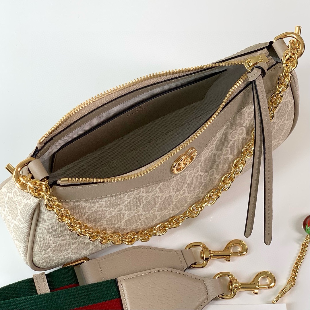 Gucci-ophidia series small strawberry pendant with wide shoulder strap handbag