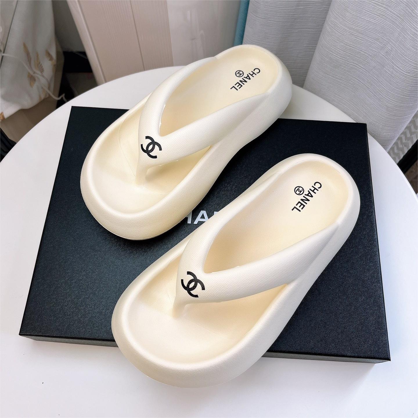 Chanel-Antique Chinese characters dragging