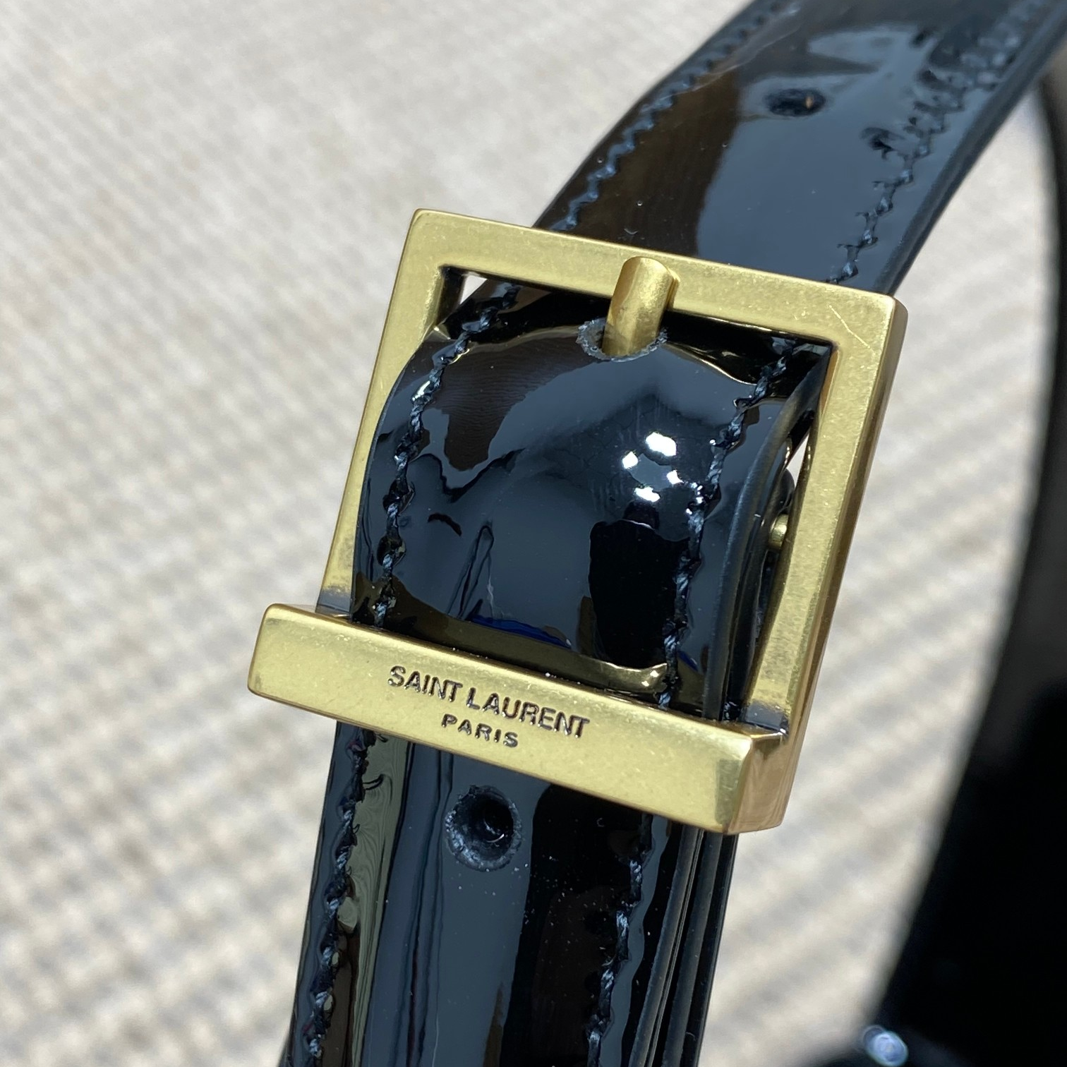 YSL-Lacquer leather armpit bag