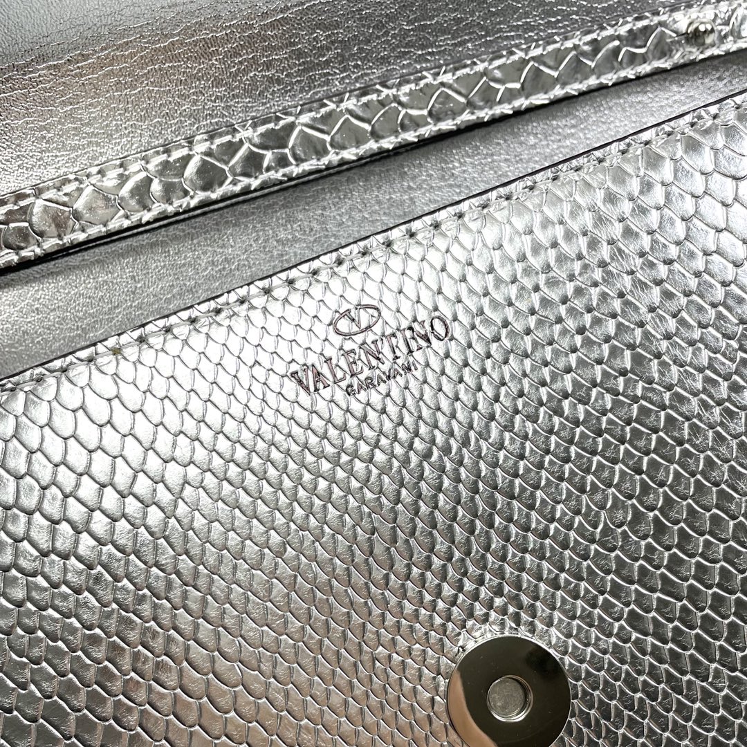 Valentino-Garavani MINI LOCÒ Snake patterned calf leather bag