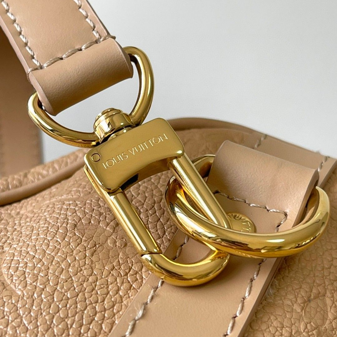 LOUIS VUITTON - Speedy Soft 30 Cowhide Leather Shoulder Crossbody Travel Bag