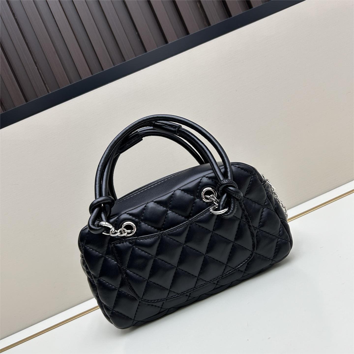 CHANEL-Kangpeng Mini vintage Handbag