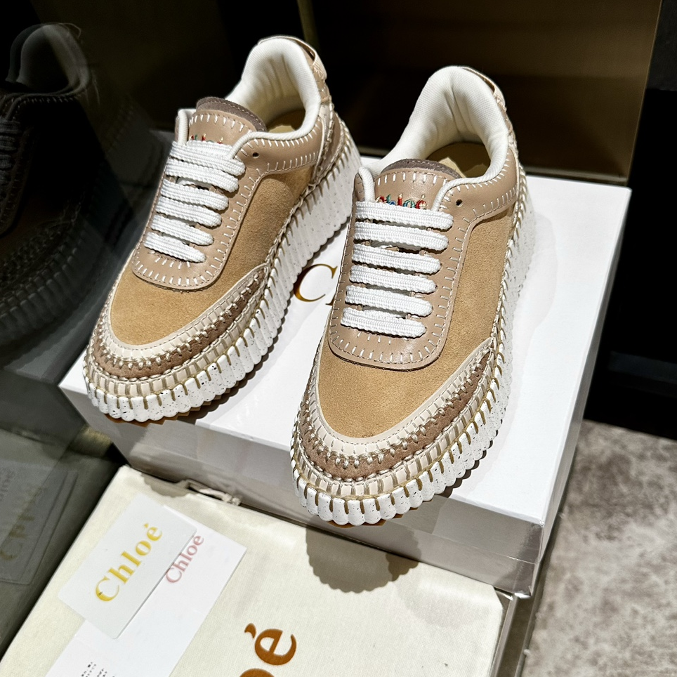 Chloe - Nama Leather Round Toe Lifestyle Shoes