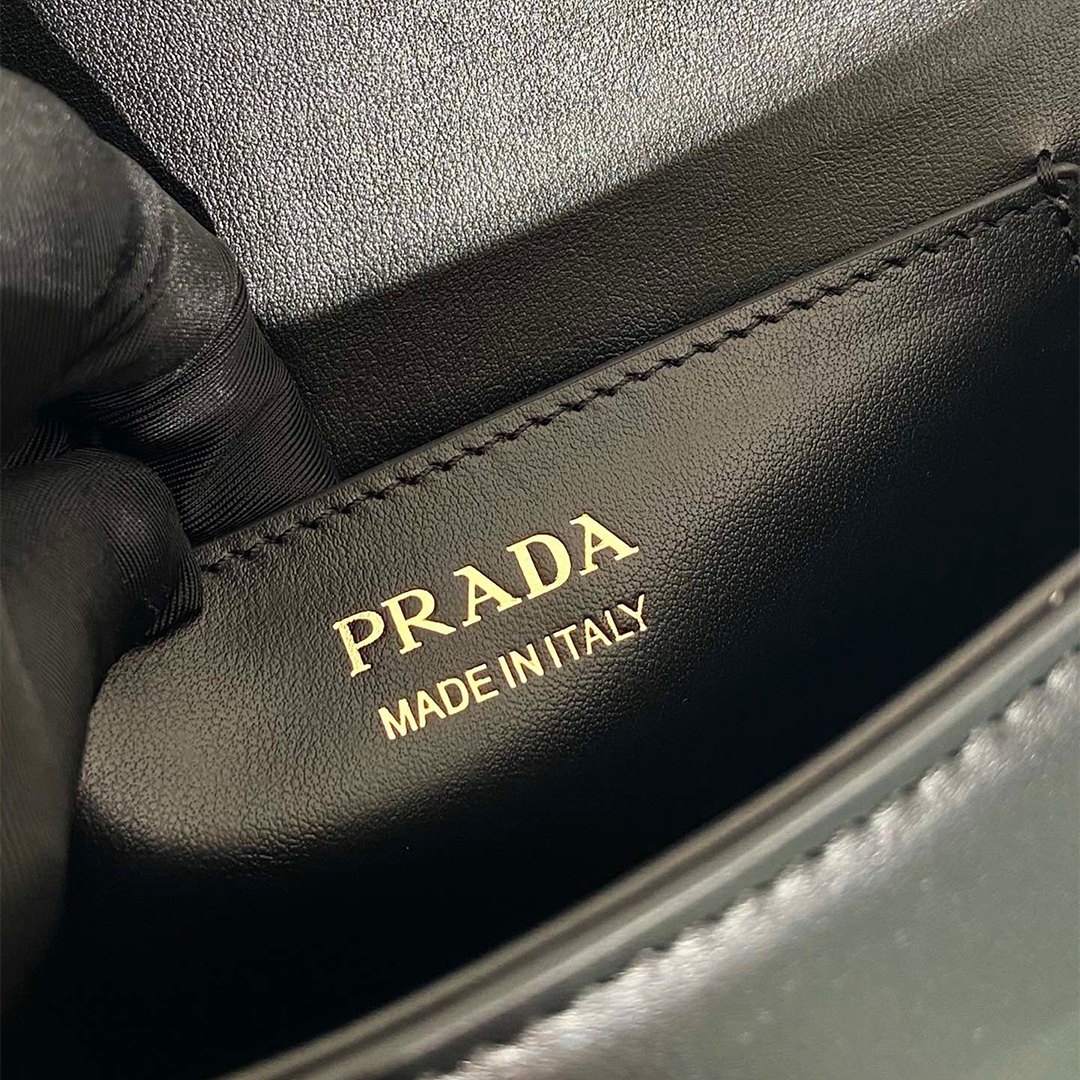 PRADA-1bd365