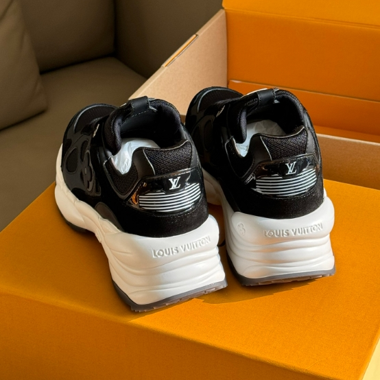 LV-Thick Outsole Sports Running Shoes