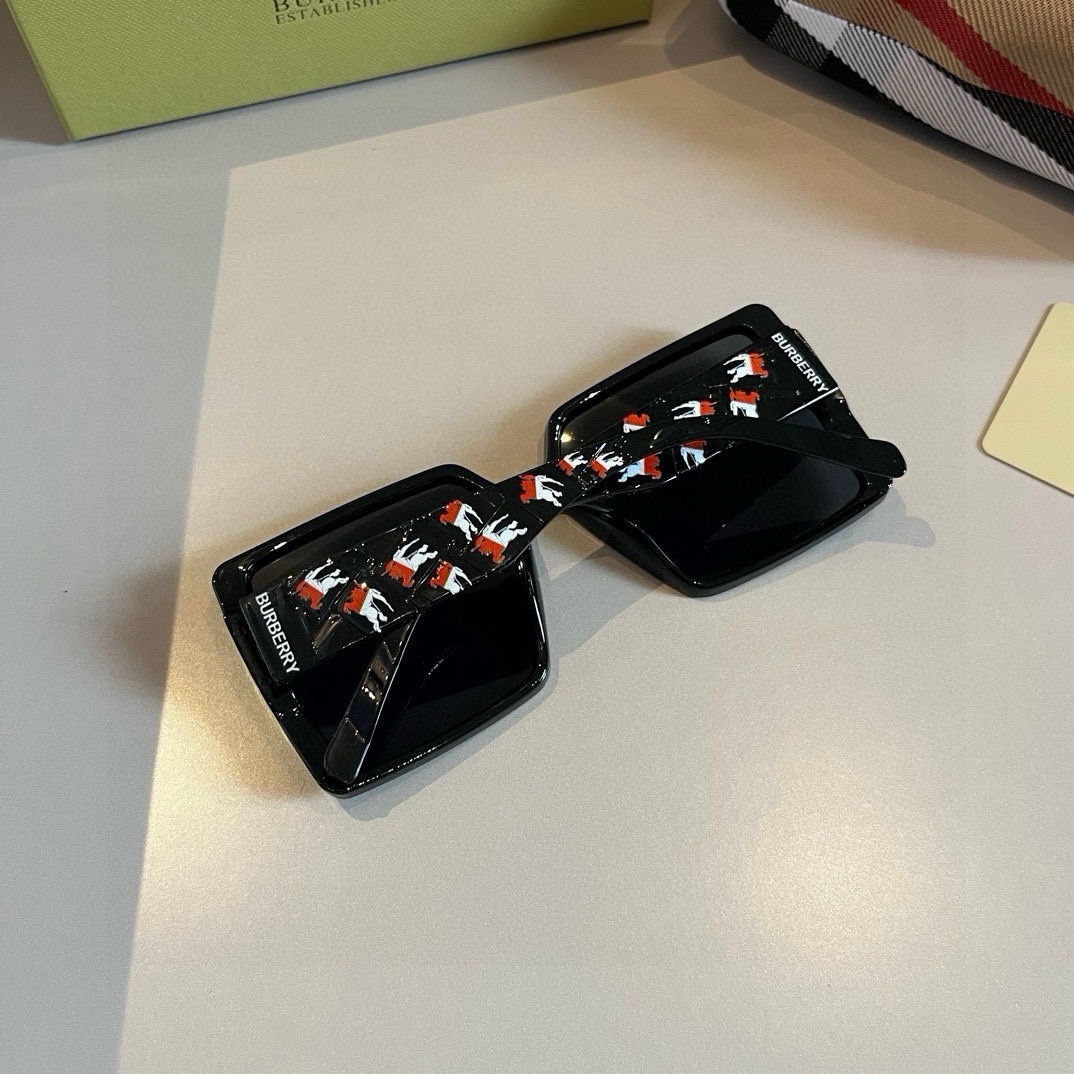 Burberry-2024 new large boxy unisex sunglasses