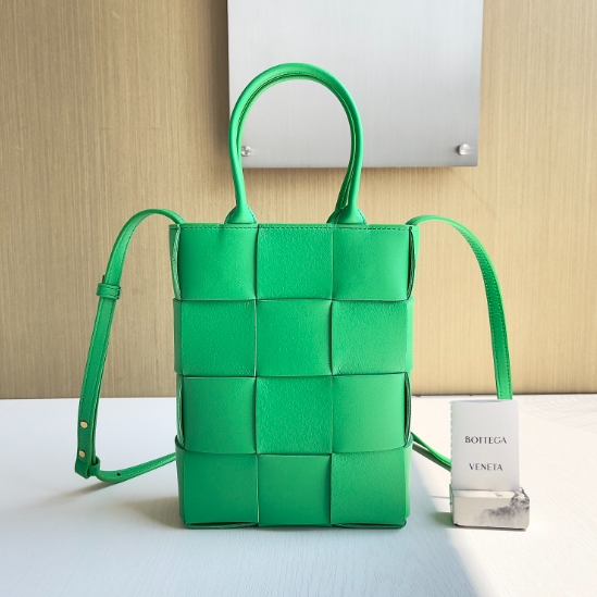 Bottega Veneta-Mini Tote Bag