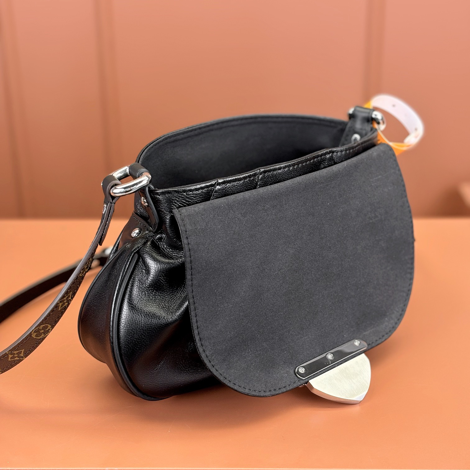 LV - Sunset Vibe Lambskin Leather Yuanbao Bag Handbag Shoulder Bag