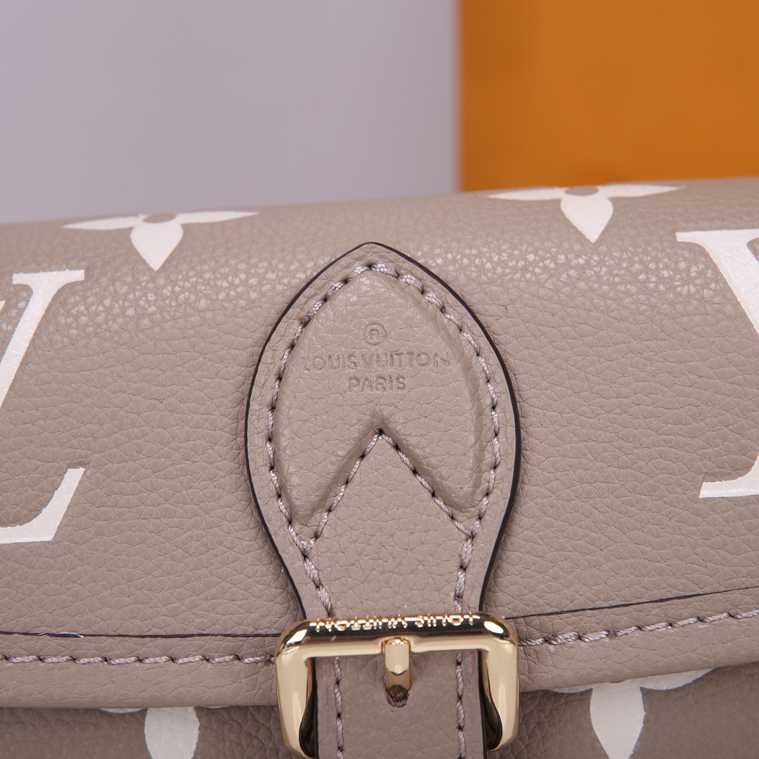 LV-NANO DIANE Apricot Handbag