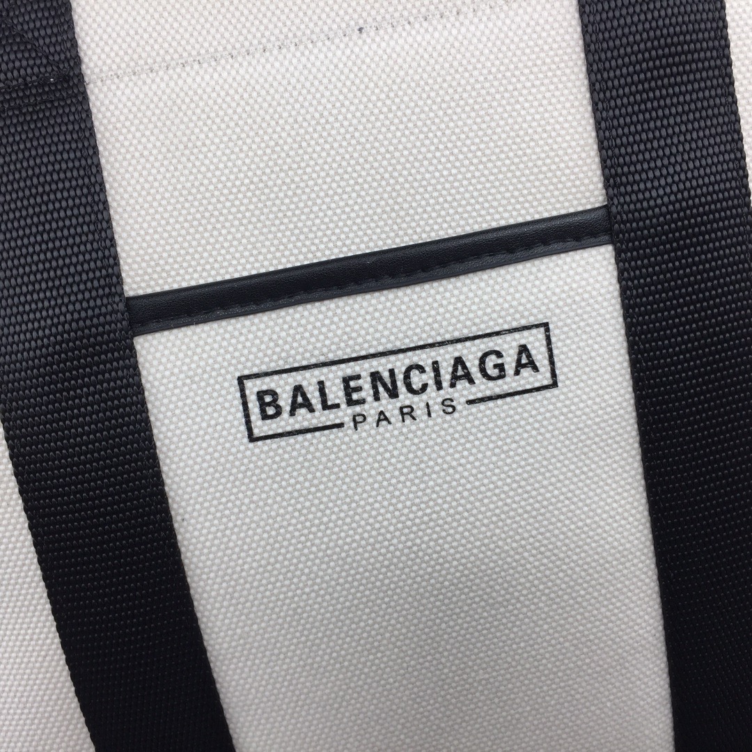 Balenciaga-navy cabas